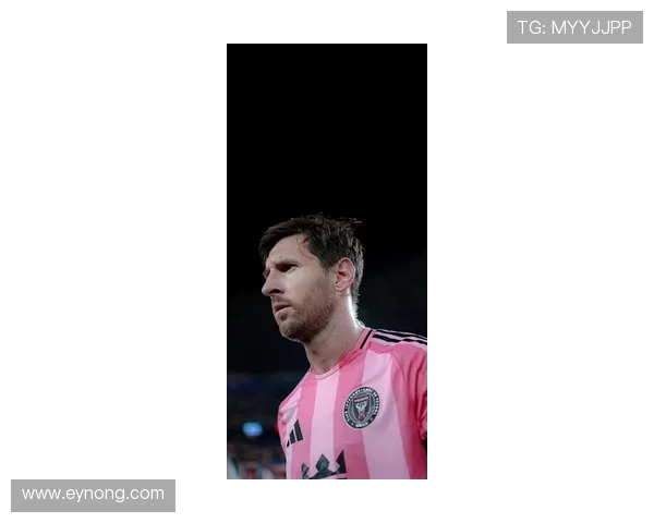 梅西球星足球服高清壁纸展示，感受足坛传奇的风采与魅力